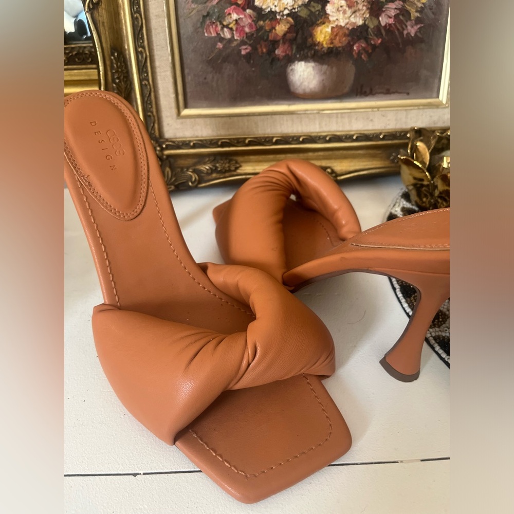 ASOS tan cognac heels. Comfy and sassy. The perfect companion to any outfit